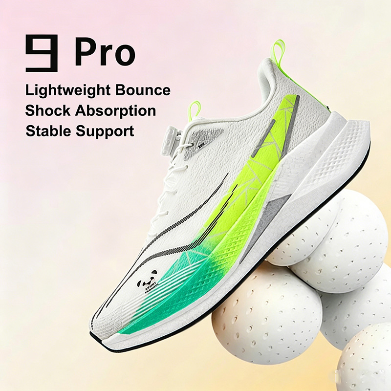 أحذية جري بلوحة كربونية خفيفة  - مراجعة Running Cap Lightweight وسعره